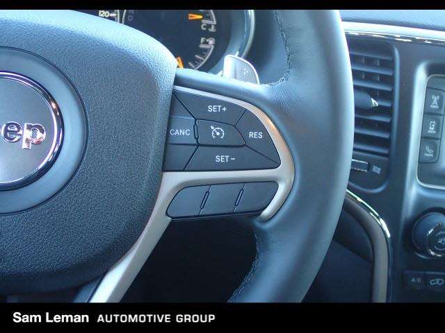 2017 Jeep Grand Cherokee 4x2 Laredo 4dr SUV